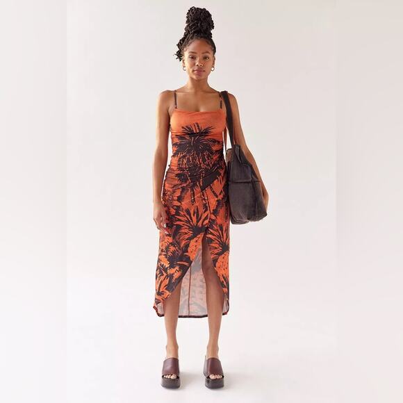 Urban Outfitters Solana Palm Tree Printed Split-Hem Midi Dress in Orange Size L - Picture 1 of 10
